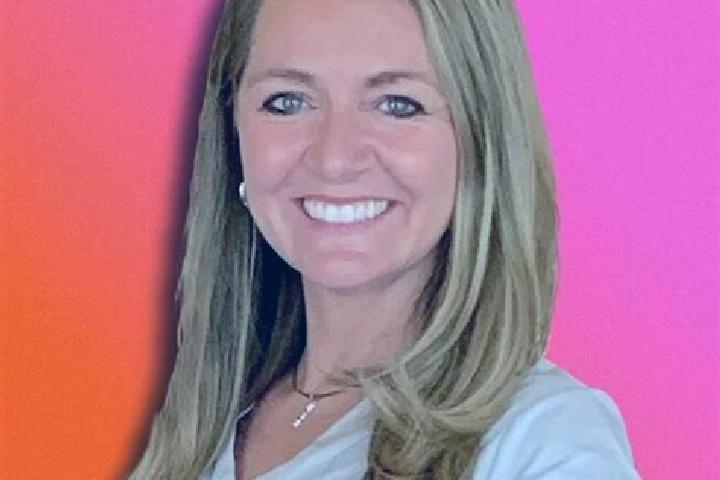 Amelia, 33 — Escort in Pevely, United States