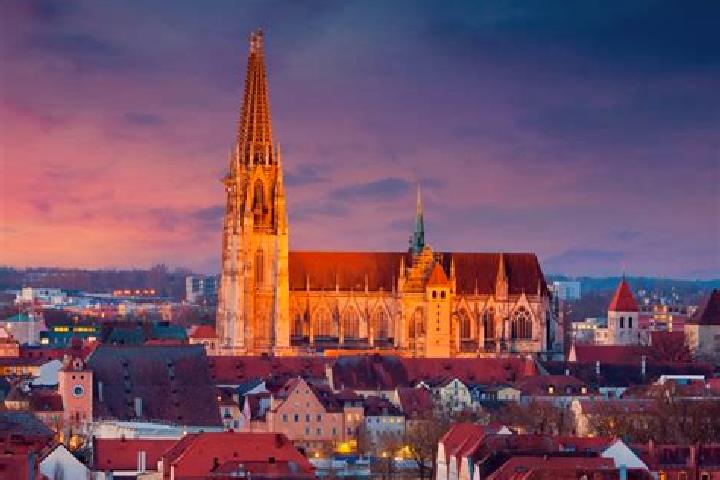 Amelia, 33 — Escort in St. Peter, Germany