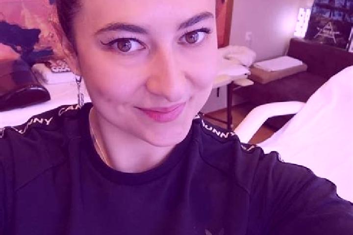 Amelia, 34, a black green-eyed european companion based in Brime de Sog. Offering 69, Striptease, Erotic Massage, Party Girl. Available for incall and outcal...