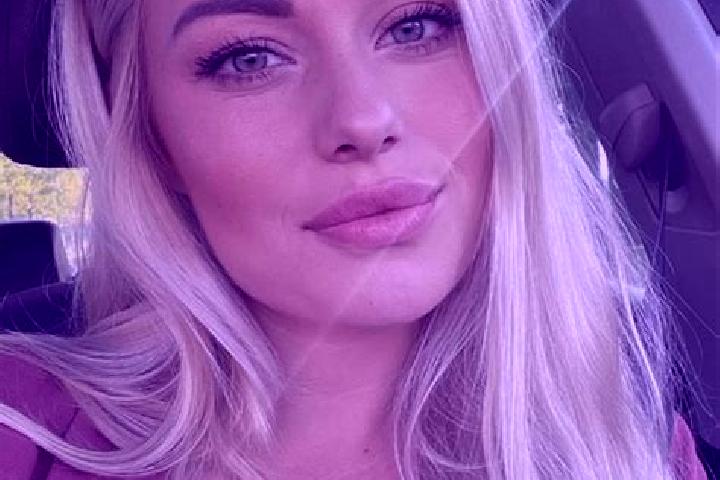 Amelia, 34, a blonde hazel-eyed middle eastern companion based in San Pablo Oxtotipan. Offering Erotic Massage, Striptease, Dinner Date. Available for incall...