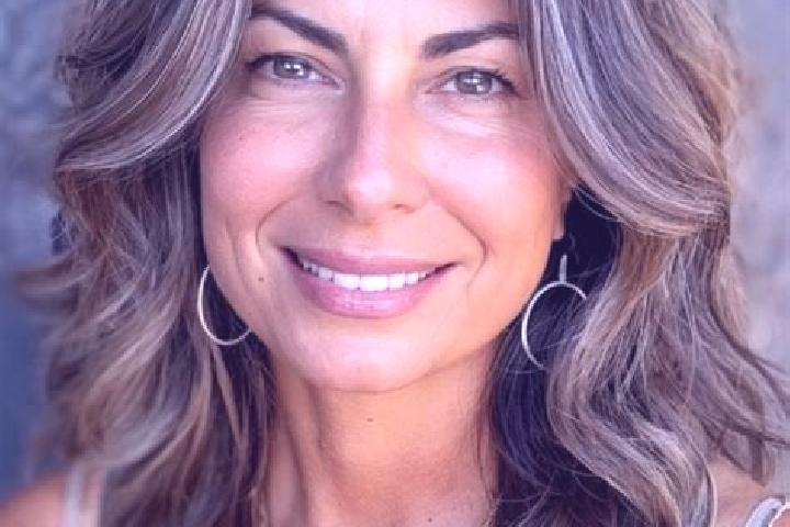 Amelia, 34, a brunette grey-eyed caucasian companion based in Pedranopolis. Offering Striptease, Domination, Couples. Available for incall and outcall, overn...