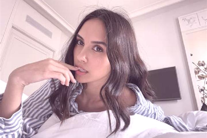 Amelia, 34, a red grey-eyed caucasian companion based in Naranjo. Offering Massage, Domination, GFE, Travel Companion, Girlfriend Experience. Available for i...