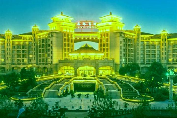 Amelia, 34 — Escort in Nanqiao, China
