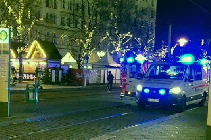 Amelia, 34 — Escort in Pilsting, Germany