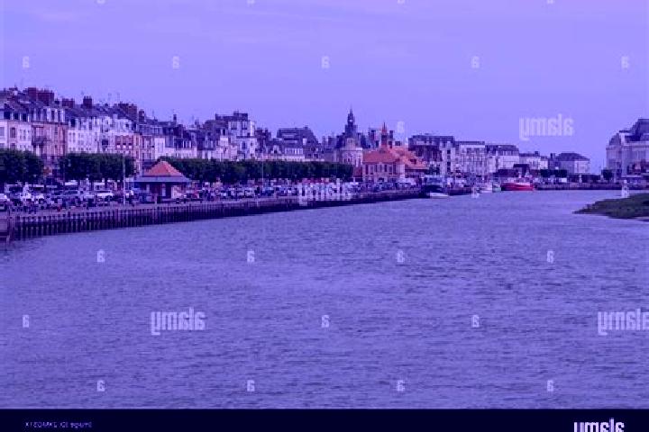 Amelia, 34 — Escort in Trouville, France
