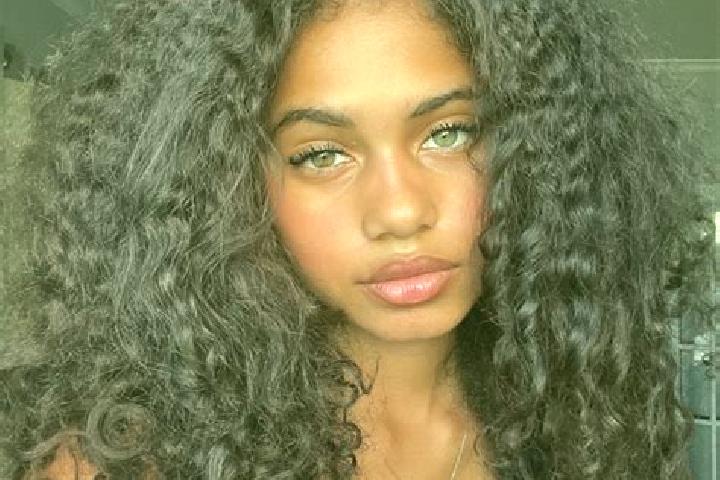 Amelia, 35, a auburn blue-eyed ebony companion based in Kimakamak. Offering Tantra, Party Girl, Erotic Massage, Girlfriend Experience. Available for incall a...