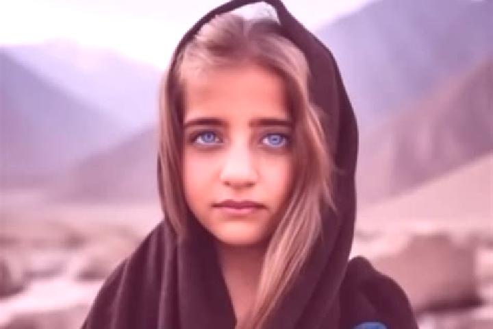Amelia, 35, a blonde brown-eyed middle eastern companion based in Scicli. Offering CIM, Overnight, 69, Massage. Available for incall and outcall, day and eve...
