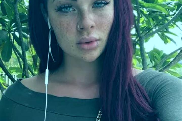 Amelia, 35, a chestnut grey-eyed latina companion based in San Martin Toxpalan. Offering Girlfriend Experience, CIM. Available for incall and outcall, overni...