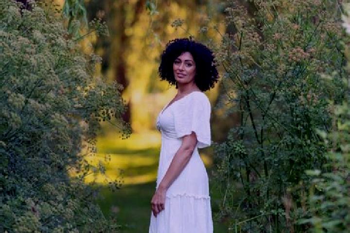 Amelia, 35 — Escort in Rheda-Wiedenbrueck, Germany