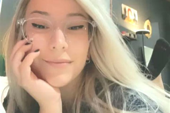 Amelia, 36, a blonde amber-eyed ebony companion based in El Hadjira. Offering CIM, Roleplay, BDSM, Erotic Massage, Tantra. Available for incall and outcall, ...