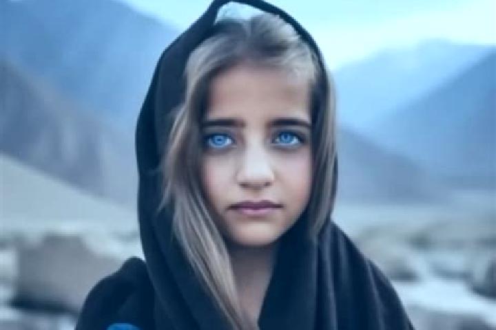 Amelia, 36, a chestnut blue-eyed middle eastern companion based in Provita de Jos. Offering Tantra, OWO, Fetish, Girlfriend Experience. Available for incall ...