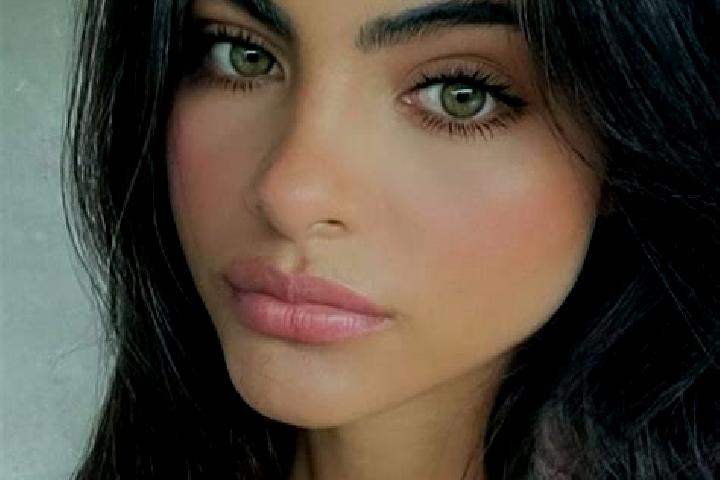 Amelia, 36, a dark blonde hazel-eyed latina companion based in Maguri-Racatau. Offering Party Girl, OWO, Overnight, 69, Tantra. Available for incall and outc...