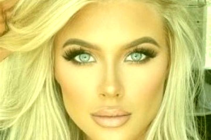 Amelia, 36, a platinum blonde grey-eyed mixed companion based in Morag. Offering CIM, Striptease, BDSM. Available for incall and outcall, day and evening dates.