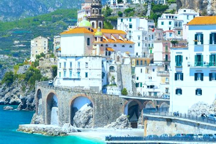 Amelia, 36 — Escort in Cirie, Italy
