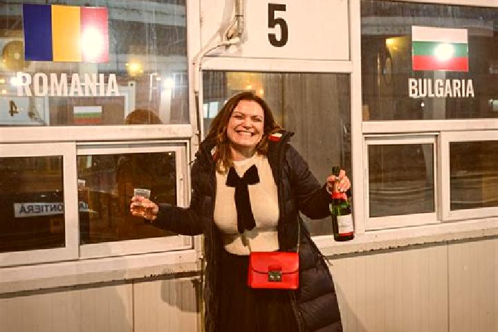 Amelia, 36 — Escort in Nigotesti, Romania