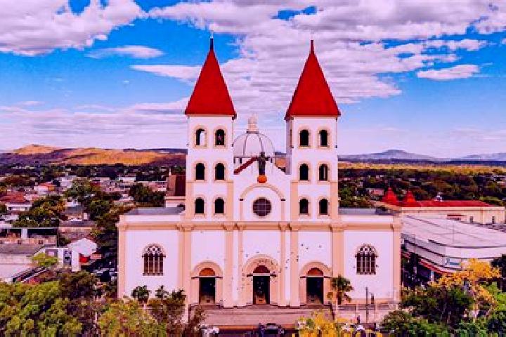 Amelia, 36 — Escort in San Miguel, El Salvador