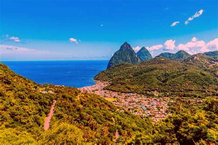 Amelia, 36 — Escort in Soufriere, Saint Lucia