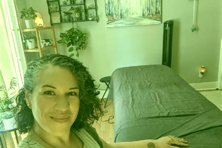Amelia, 37, a black grey-eyed slavic companion based in Keda. Offering Erotic Massage, Prostate Massage, A-Level. Available for incall and outcall, day and e...
