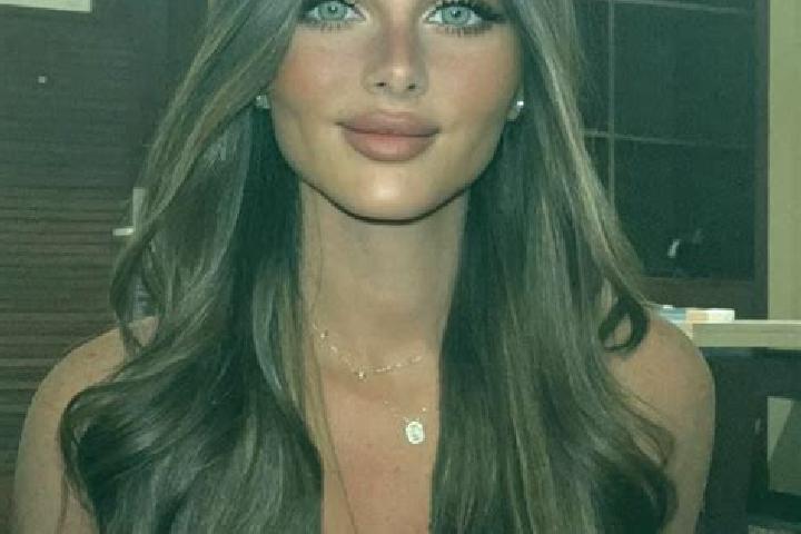 Amelia, 37, a brunette dark-eyed caribbean companion based in Bavayo. Offering Party Girl, Domination, Dinner Date. Available for incall and outcall, overnig...