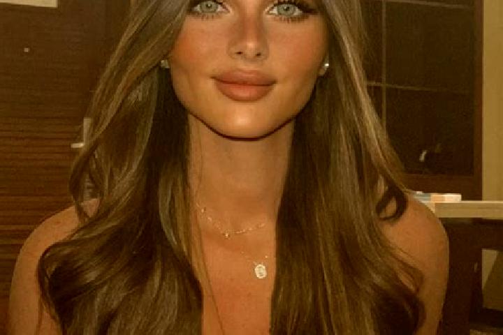Amelia, 37, a brunette dark-eyed caucasian companion based in Gavrilovka. Offering Massage, Travel Companion, Domination, Tantra. Available for incall and ou...