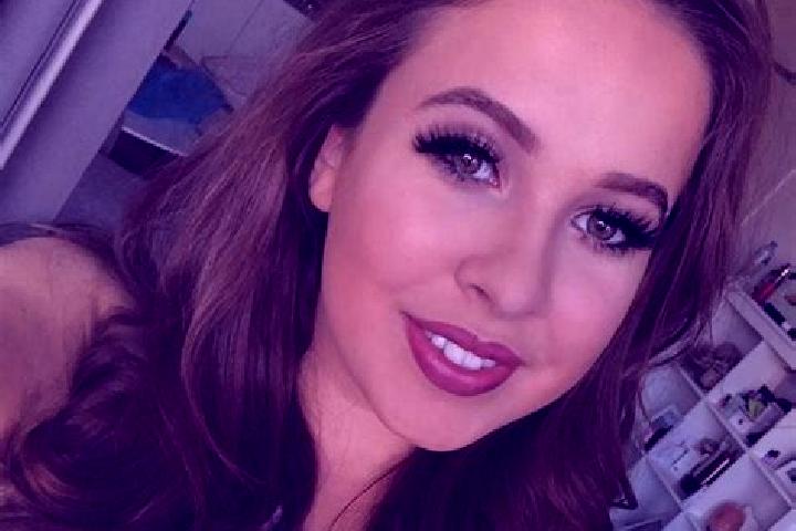 Amelia, 37, a dark blonde dark-eyed mixed companion based in Chinnavadampatti. Offering CIM, Overnight, Party Girl, Roleplay, Erotic Massage. Available for i...
