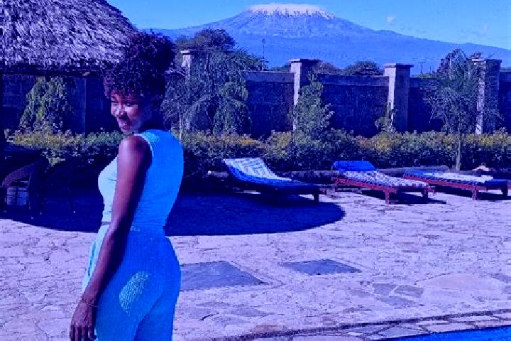 Amelia, 37 — Escort in Kimana, Kenya