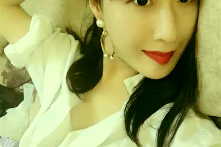 Amelia, 37 — Escort in Wuzhong, China