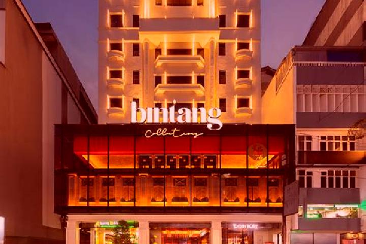 Amelia, 38, a auburn amber-eyed indian companion based in Bukit Bintang. Offering OWO, BDSM, Party Girl, Tantra. Available for incall and outcall, day and ev...