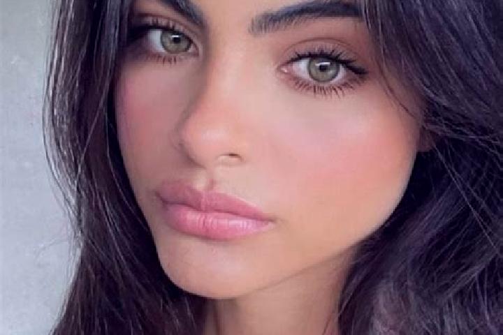 Amelia, 38, a black hazel-eyed caucasian companion based in Phu Khuong. Offering A-Level, Fetish, Dinner Date. Available for incall and outcall, overnight bo...