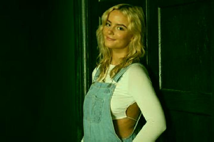 Amelia, 38, a blonde amber-eyed european companion based in Moraleja de Matacabras. Offering Dinner Date, Party Girl, Travel Companion. Available for incall ...