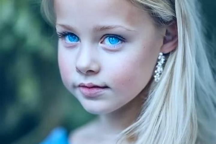 Amelia, 38, a blonde blue-eyed asian companion based in Birr. Offering OWO, Dinner Date, BDSM. Available for incall and outcall, day and evening dates.
