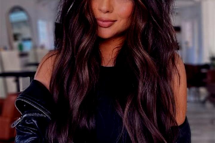Amelia, 38, a brunette dark-eyed mixed companion based in Novaya Derevnya. Offering Erotic Massage, Massage, Tantra, Couples. Available for incall and outcal...