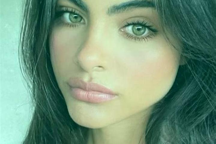 Amelia, 38, a chestnut dark-eyed indian companion based in Botro. Offering GFE, Fetish, Overnight. Available for incall and outcall, overnight bookings avail...