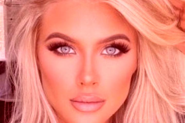 Amelia, 38, a platinum blonde grey-eyed ebony companion based in Poruba pod Vihorlatom. Offering Girlfriend Experience, Erotic Massage, Duos, Domination, Cou...