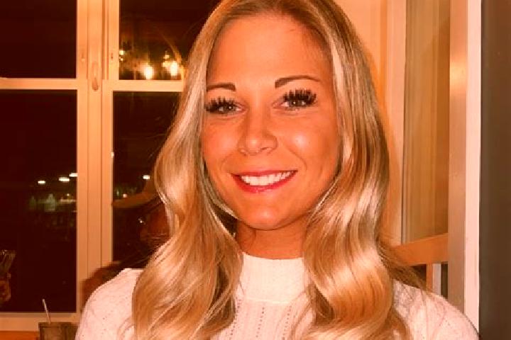 Amelia, 38 — Escort in Greenbush, United States