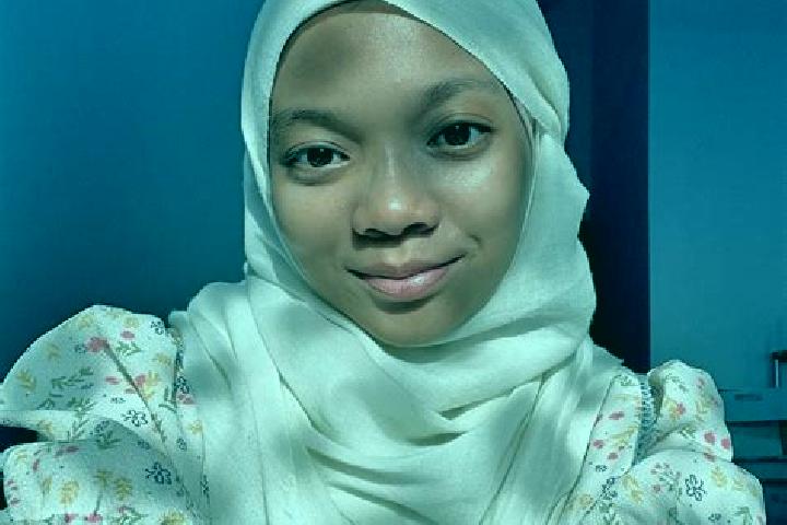 Amelia, 38 — Escort in Lepak, Indonesia
