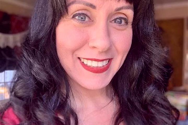 Amelia, 38 — Escort in Searsmont, United States