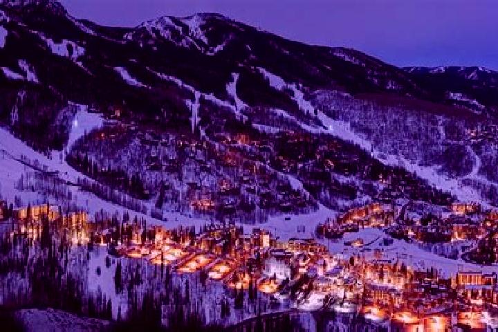 Amelia, 38 — Escort in Snowmass Village, United States