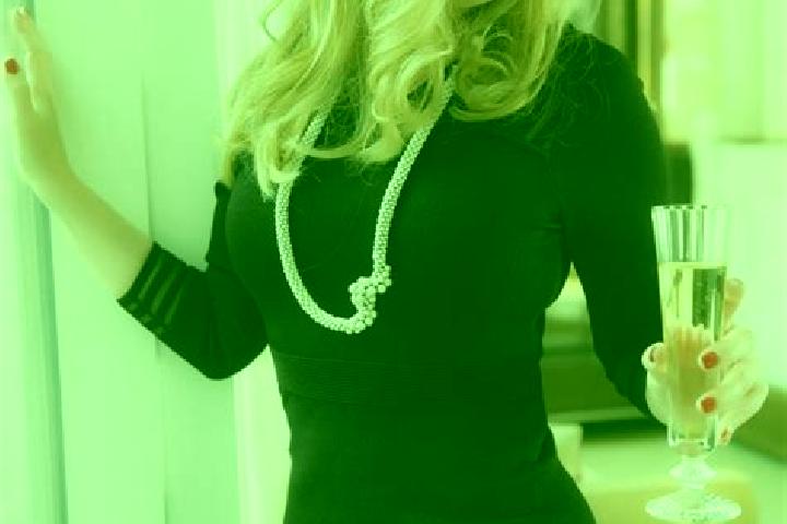 Amelia, 39, a blonde dark-eyed ebony companion based in Mallemort. Offering Domination, Dinner Date, Overnight, Deep French Kissing, Girlfriend Experience. A...