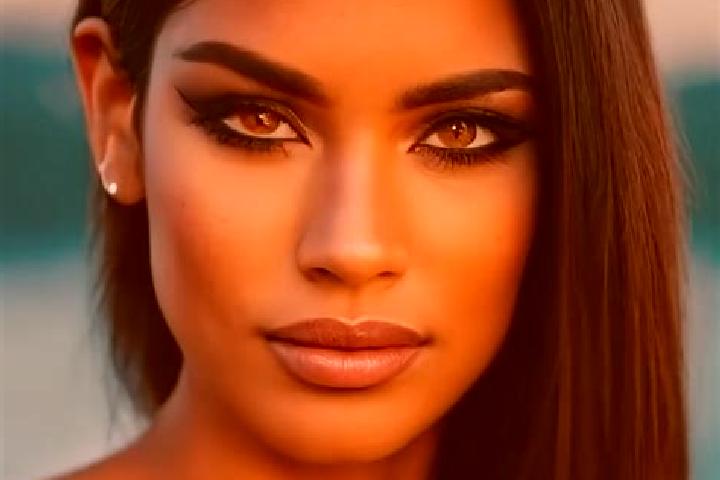 Amelia, 39, a brunette dark-eyed latina companion based in San Juan Numi. Offering Overnight, 69, Fetish. Available for incall and outcall, day and evening d...
