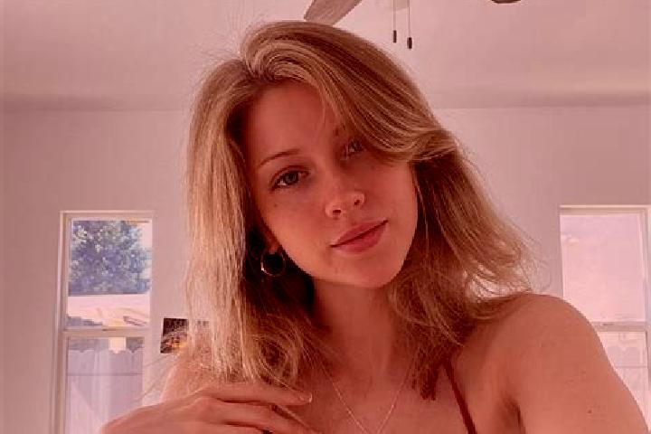 Amelia, 39 — Escort in Dagestanskiye Ogni, Russia