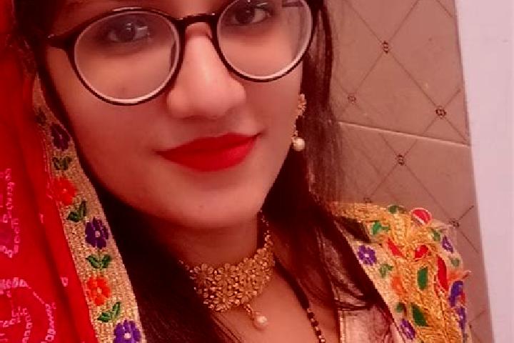 Amelia, 39 — Escort in Kanina Khas, India