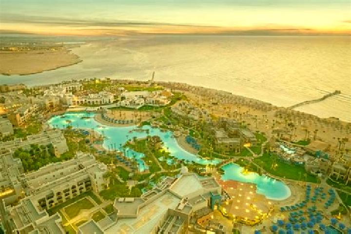Amelia, 39 — Escort in Mit Abu Ghalib, Egypt
