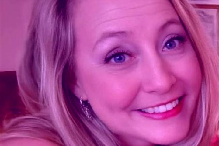 Amelia, 39 — Escort in Rimersburg, United States