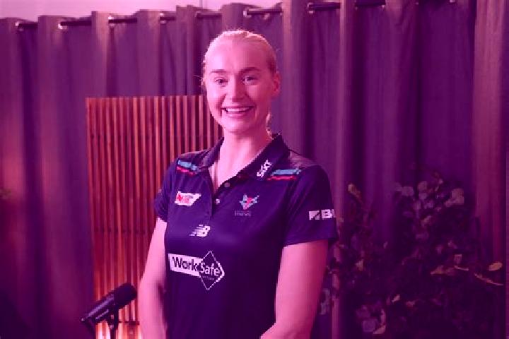 Amelia, 39 — Escort in Weston, Australia