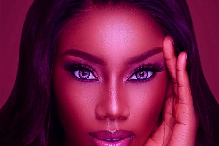 Aria, 20, a red blue-eyed ebony companion based in Mueang Pan. Offering Fetish, Couples, Tantra. Available for incall and outcall, day and evening dates.