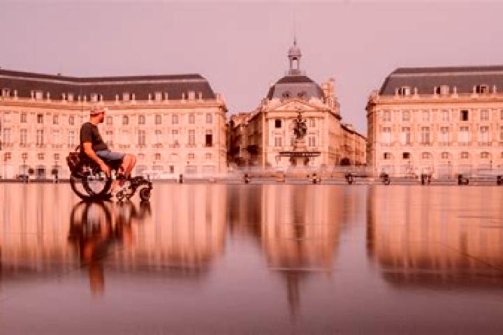 Aria, 20 — Escort in Froncles, France