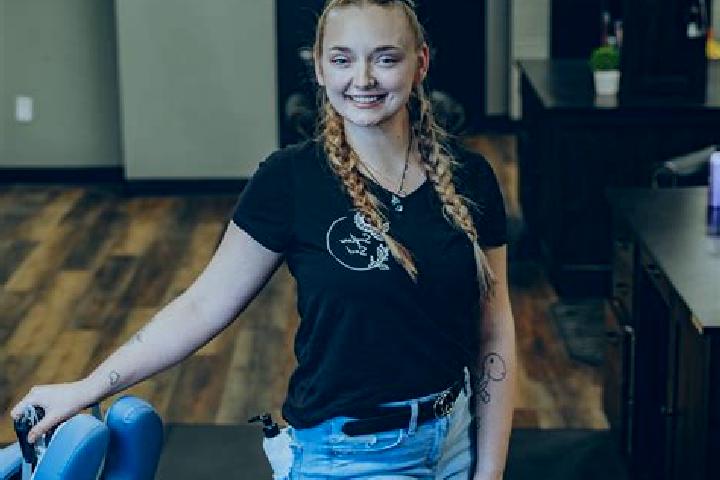 Aria, 20 — Escort in Kendallville, United States
