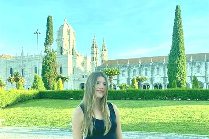 Aria, 20 — Escort in Lobao, Portugal