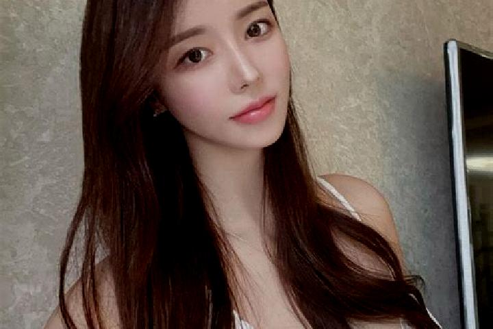 Aria, 20 — Escort in Xiaomenjia, China